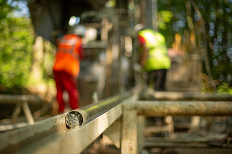 Carotte dans le tube du carottier